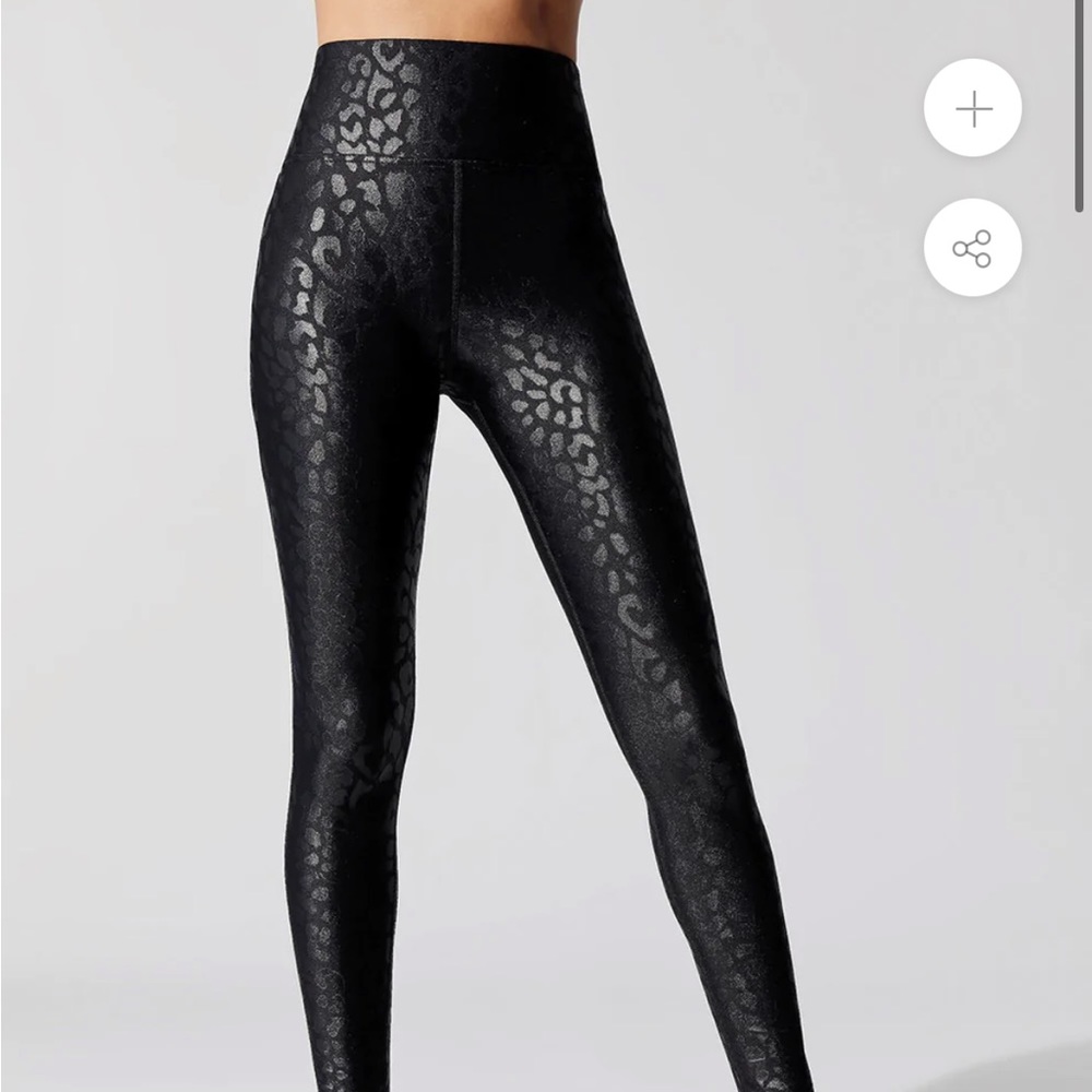 Carbon 38 black cheetah legging
